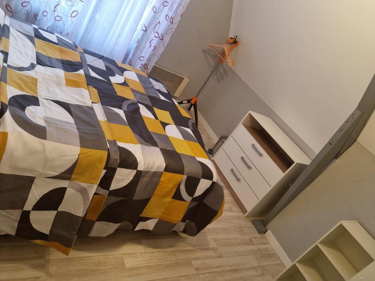 Belle Chambre Avec Balcon Arques  Kültér fotó